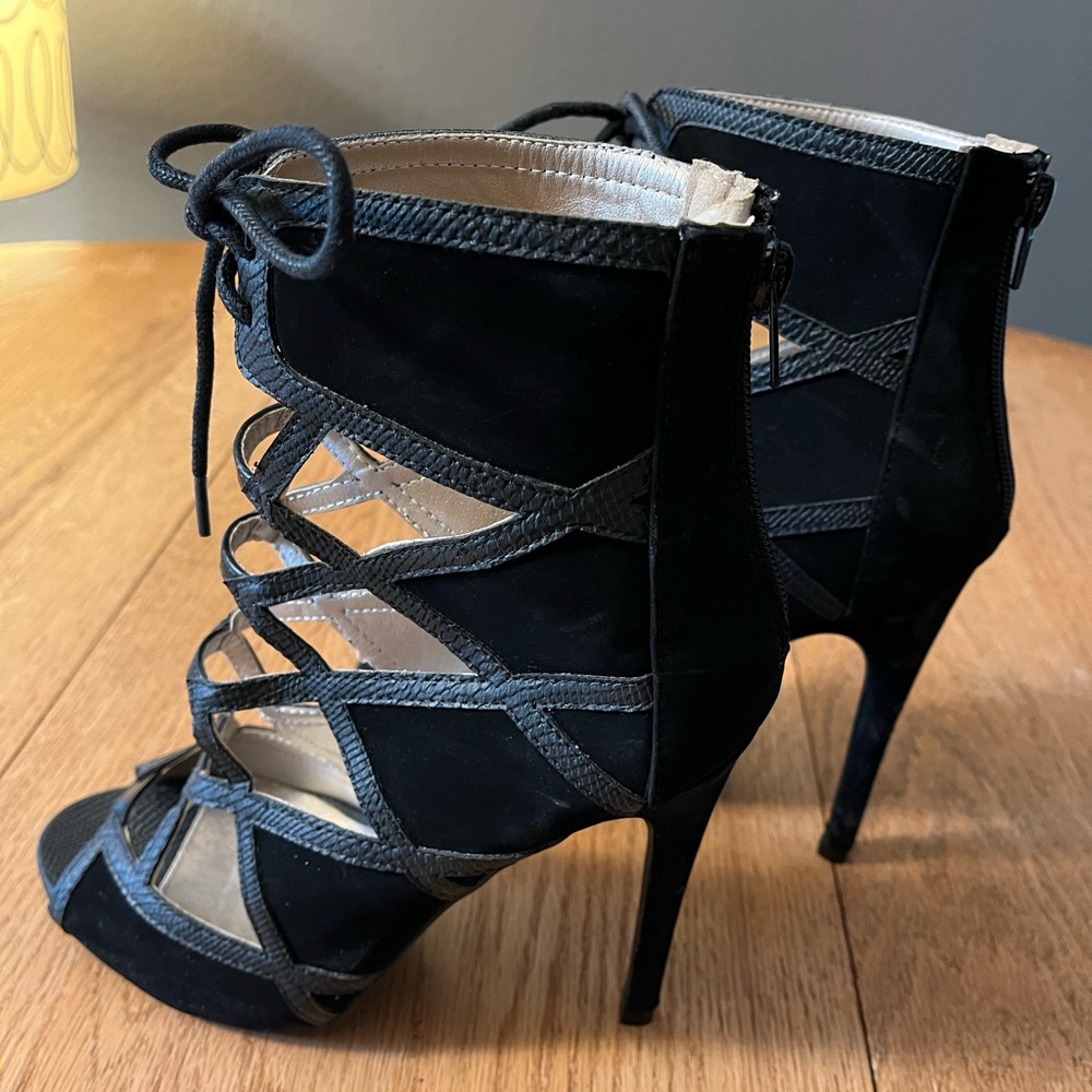Qupid Black Lace-Up Strappy Stiletto Booties with Textured Trim